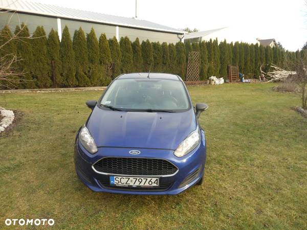 Ford Fiesta 1.25 Ambiente - 2