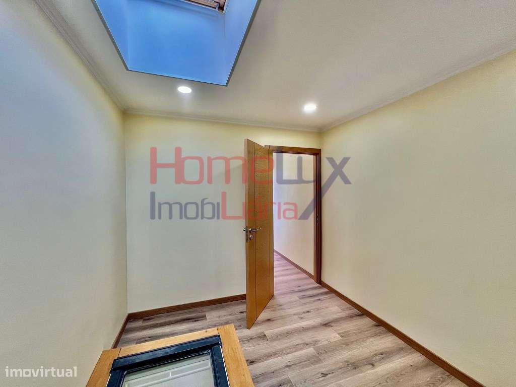 Moradia T4+1 em São Roque-25