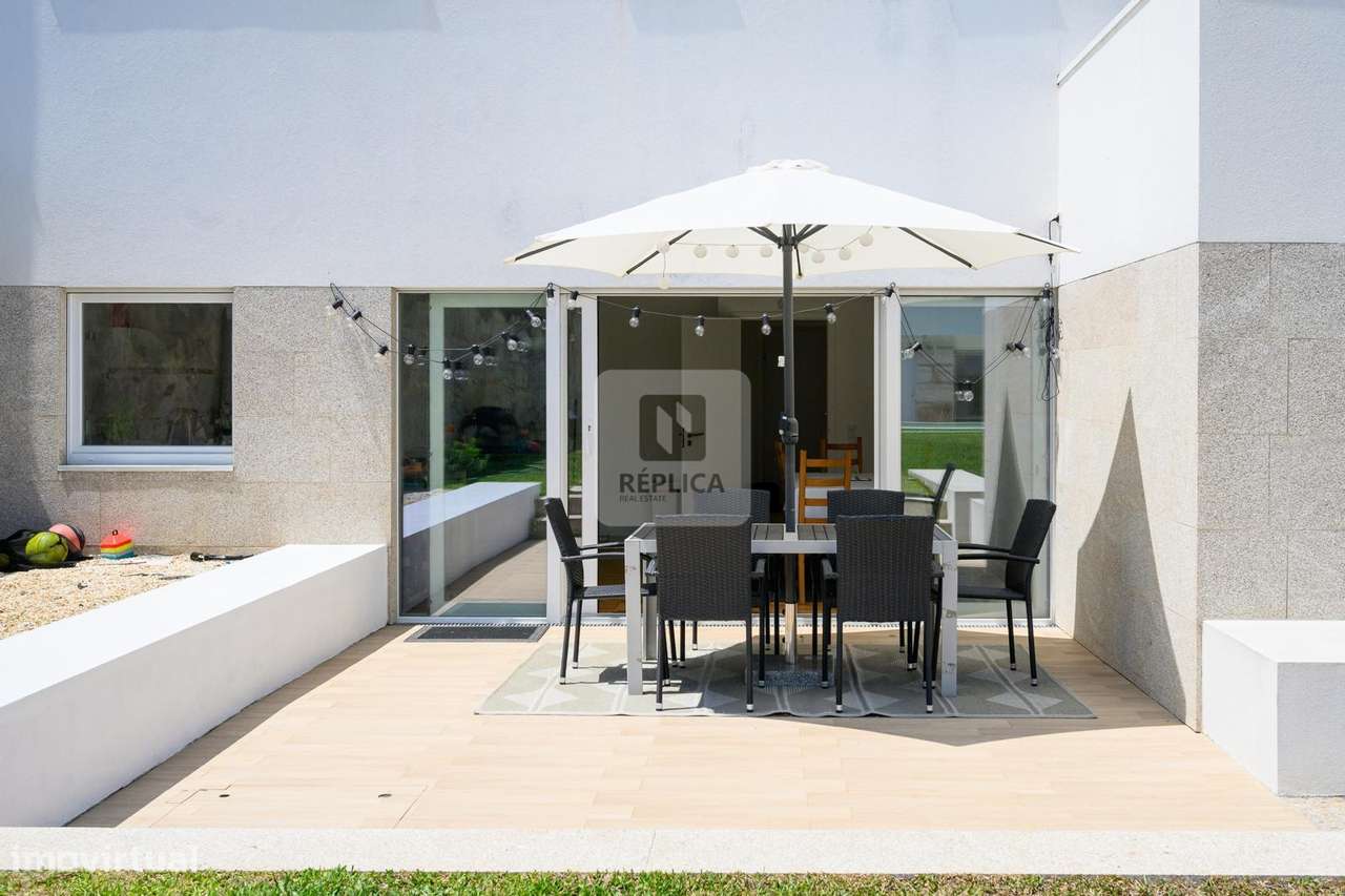 Moradia T4+1 Jardim e Piscina Parque da Cidade | Moradia Aldoar-9