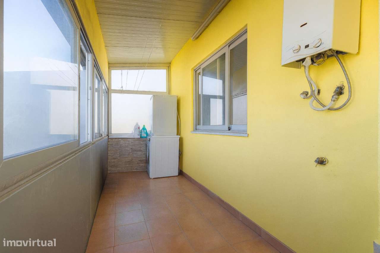 Moradia T2 transformada em T3, totalmente renovada, Vila Nova de Gaia-8