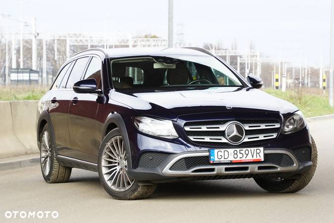 Mercedes-Benz Klasa E 220 d 4-Matic All-Terrain - 3