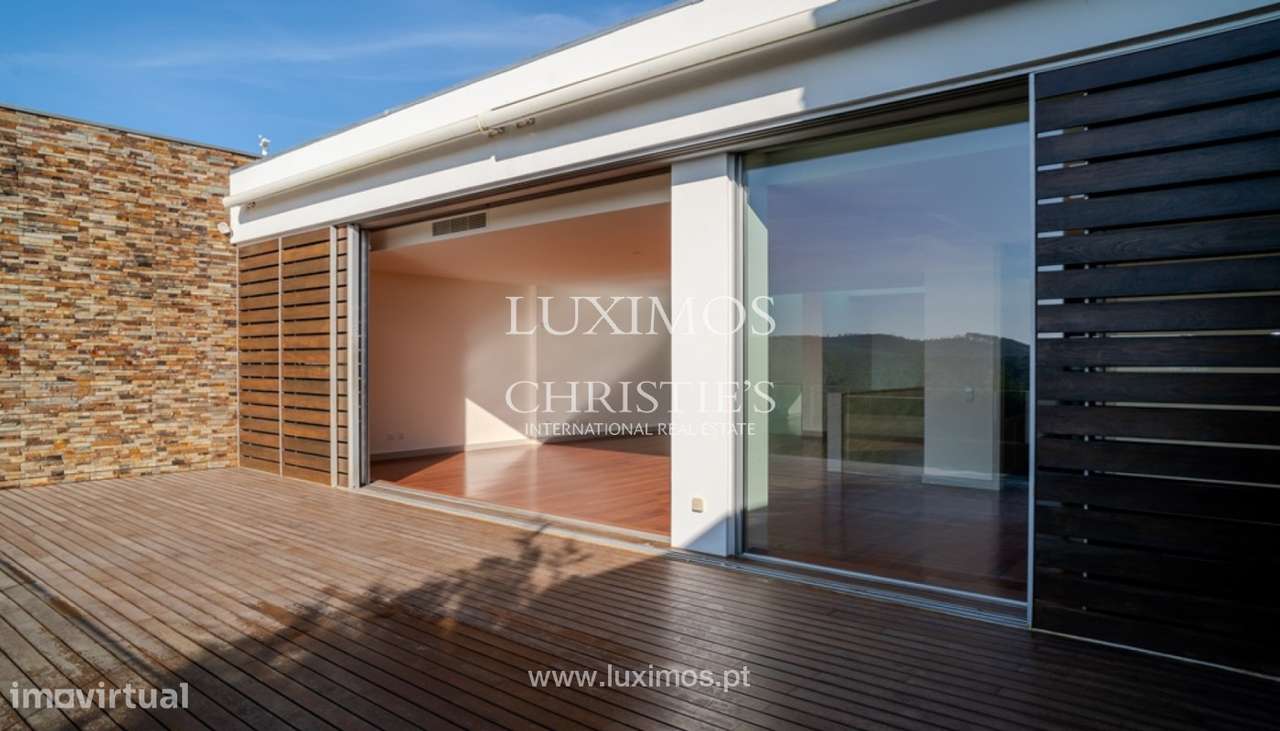 Moradia V4 com jardim e piscina para venda em Vale Pisão - Grande imagem: 5/25