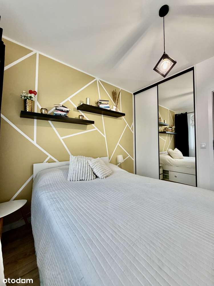 3-pokojowe mieszkanie z balkonem | Hala Garażowa | Komórka lok-1