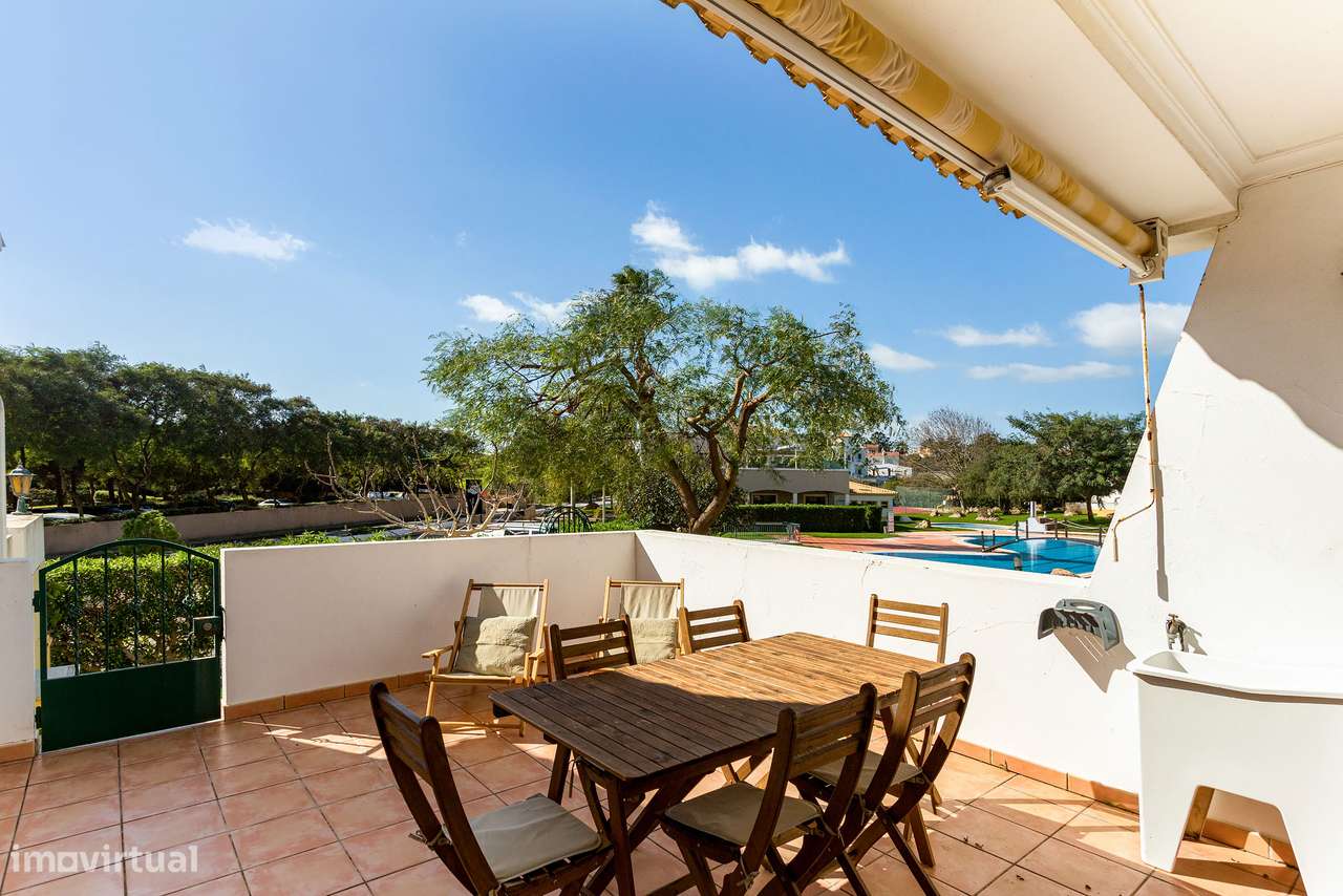 Fantástica moradia em banda a pé da praia - Grande imagem: 2/31