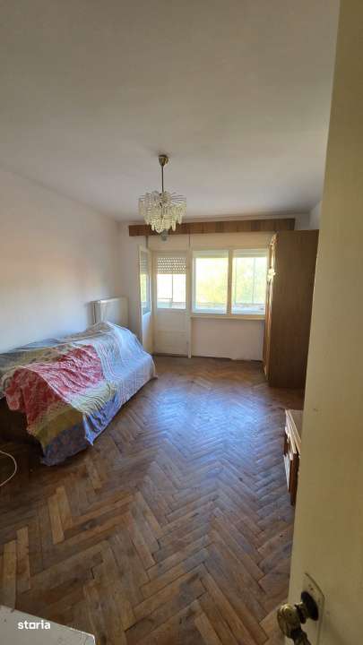 Apartament cu 3 camere  zona semicentrala, Calea Traian - Imagine principală: 2/9