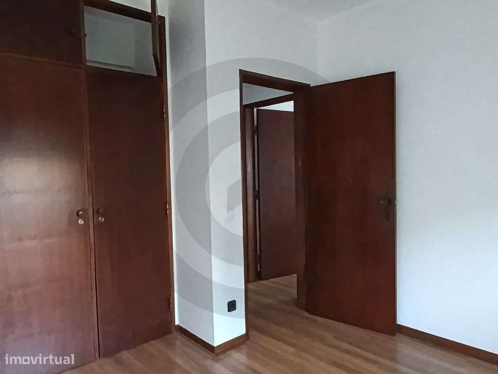 Apartamento T4-4