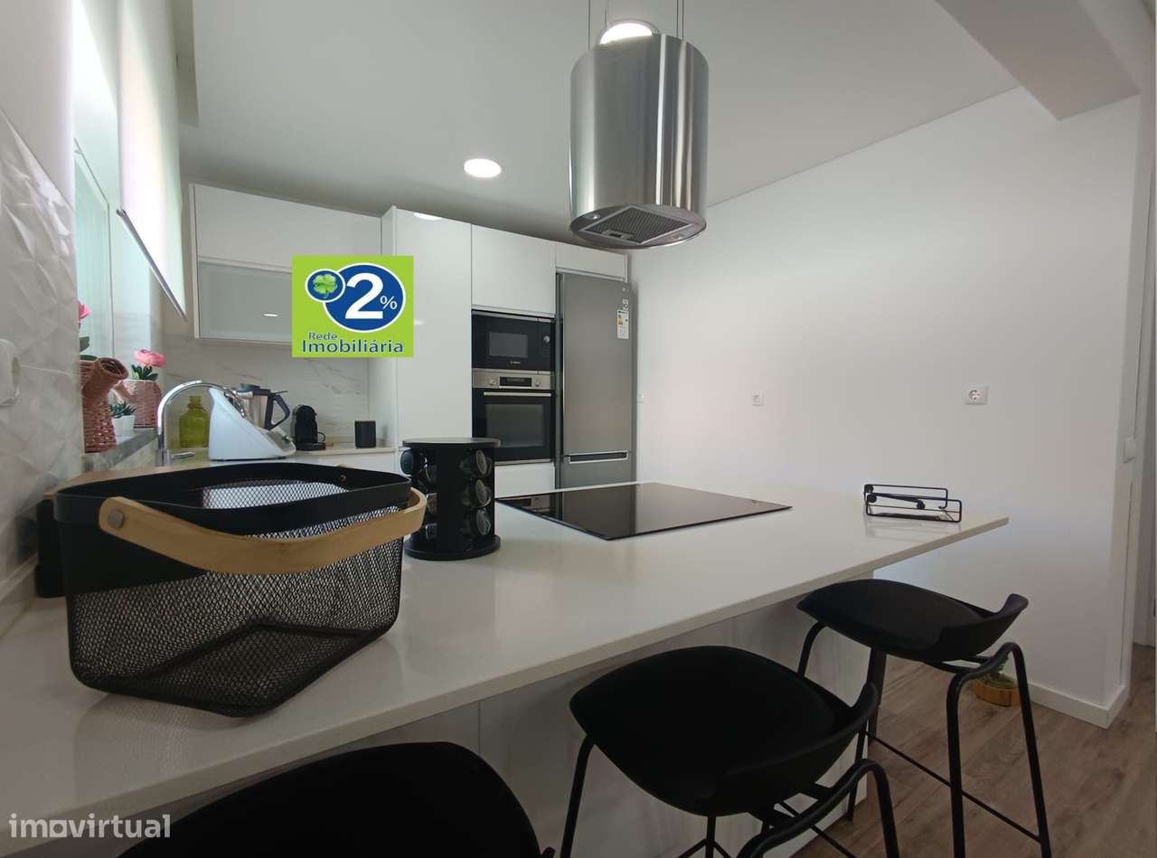 Moradia V4, com sauna e piscina - Grande imagem: 5/22