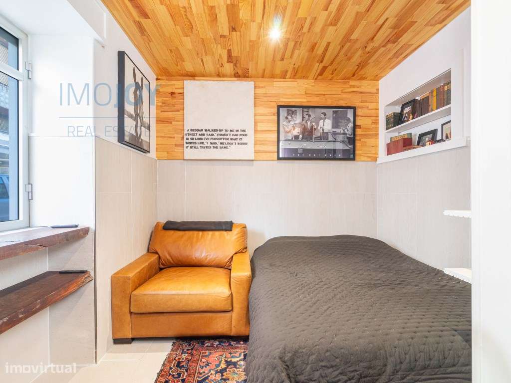 Moradia Térrea Totalmente Remodelada para Venda no Coração de Portimão-17