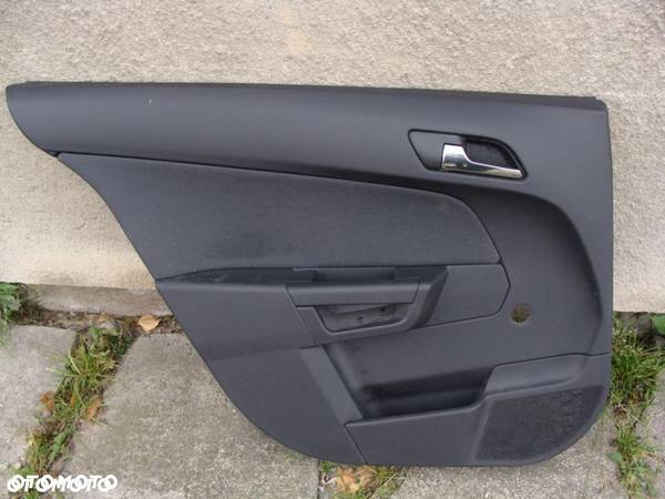 Tapicerka drzwi tylnych tył Opel Astra 3 III kombi - 1