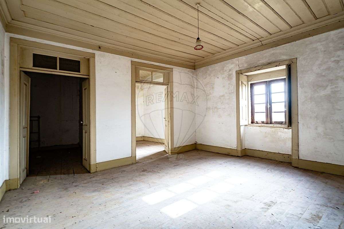 Moradia T4 para venda-11