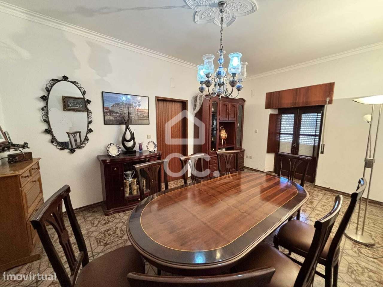 Moradia com 4 quartos no centro da cidade com garagem-3