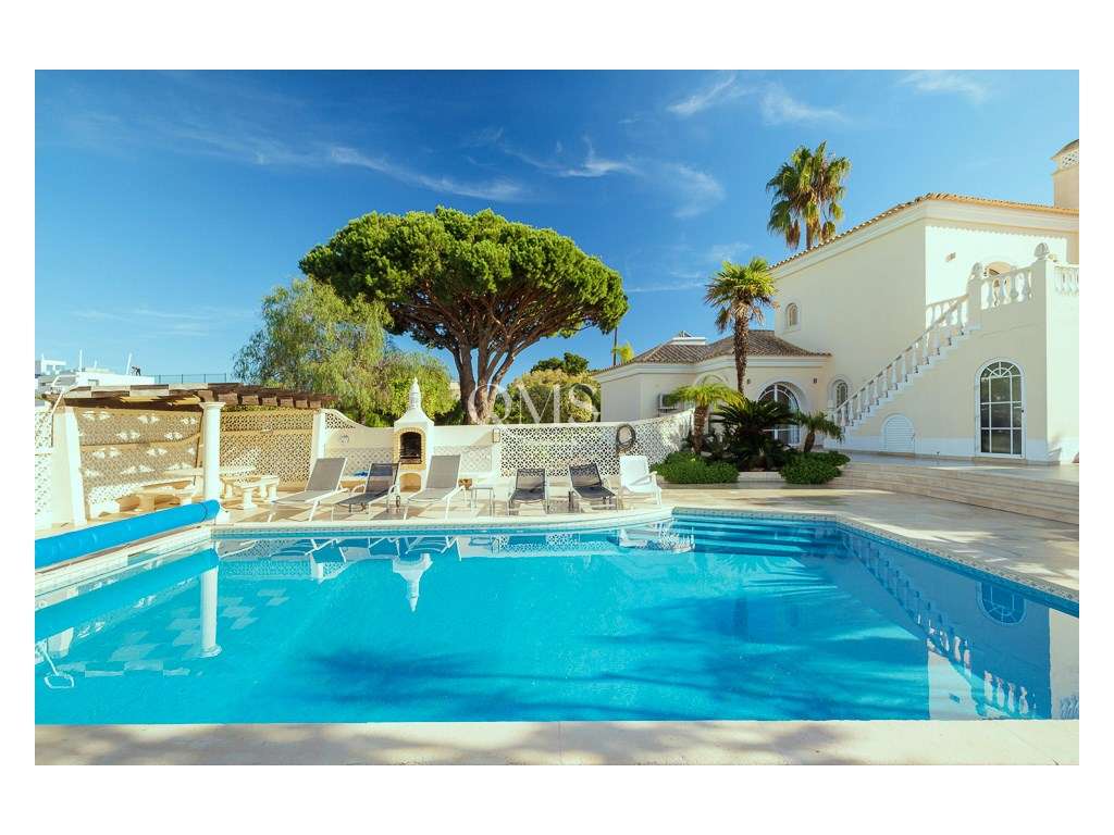 Moradia T4 Frente Golfe com Piscina & Total Privacy Vale do Lobo Al...-13