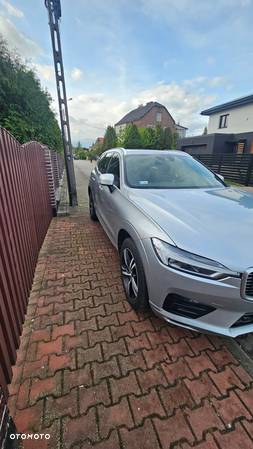 Volvo XC 60 T5 AWD R-Design - 11