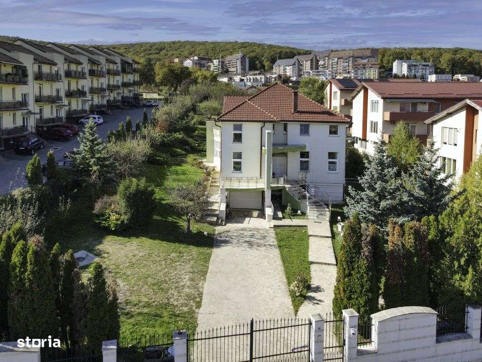 Repozitionare pret - Vila cu teren generos de 2151 mp strada Campului-2