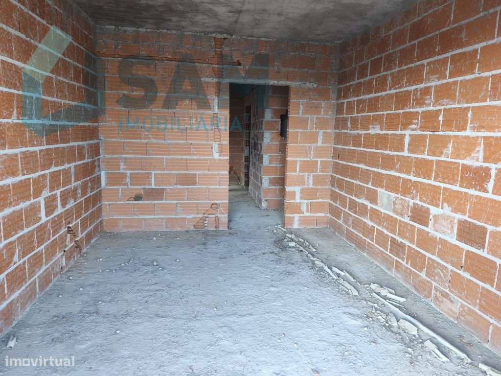 Moradia T3 em construção-15