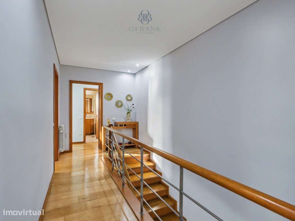 Moradia V3 no Mindelo - Conforto, espaço e eficiência num só lar-11