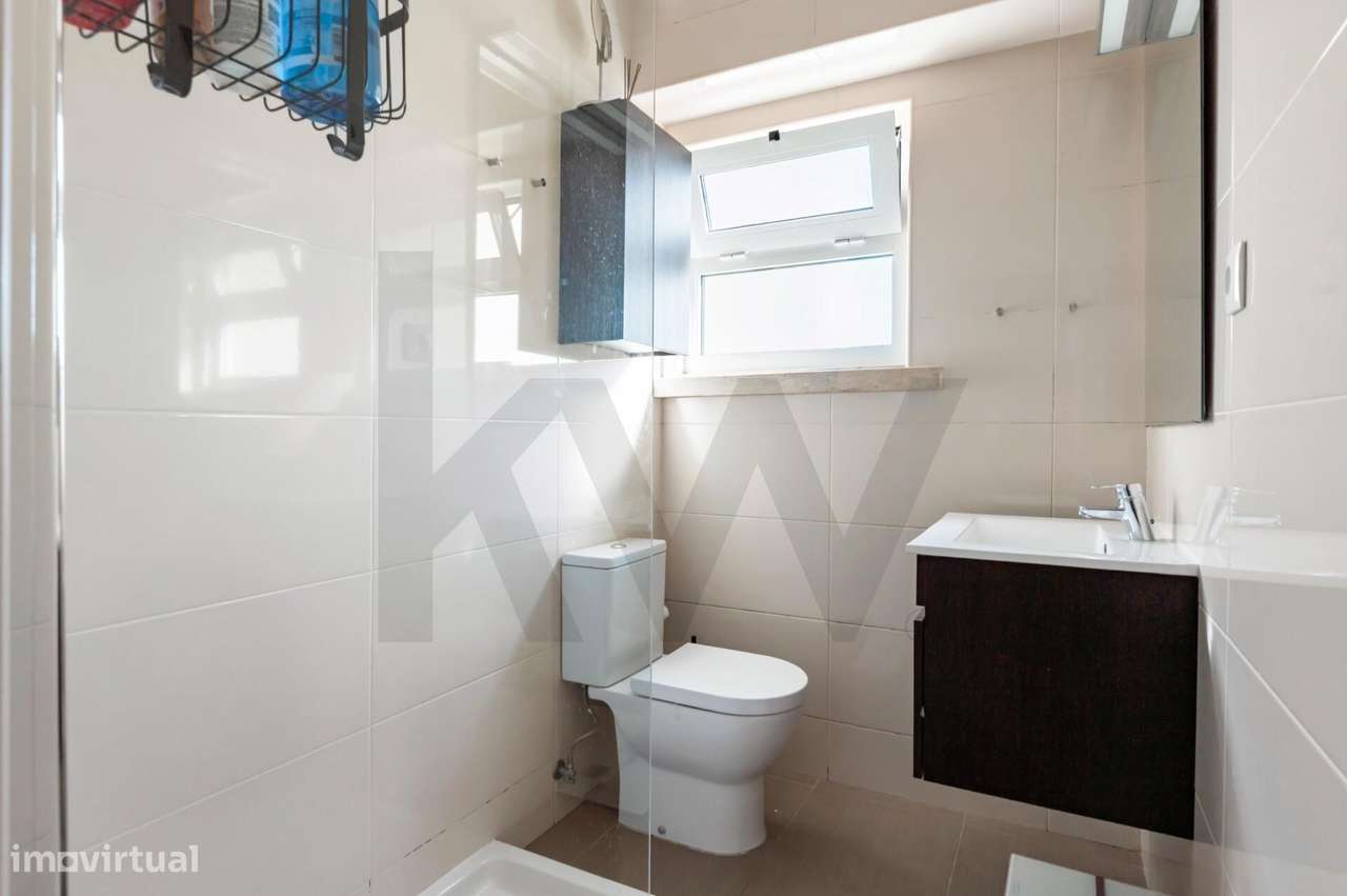 Apartamento T2   na Parada do Alto de S.João, Penha de França, 2ºandar - Grande imagem: 5/24