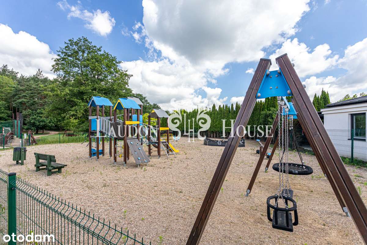 Dom wolnostojący na zamkniętym osiedlu-12