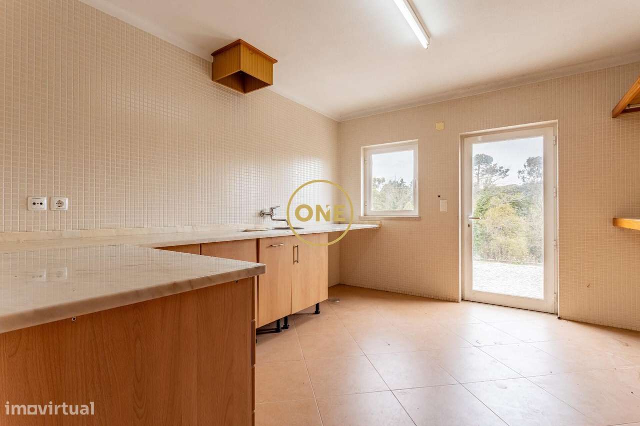 Propriedade Exclusiva em Sesimbra com 7.500m2 | Moradia de 529m2, Priv-45