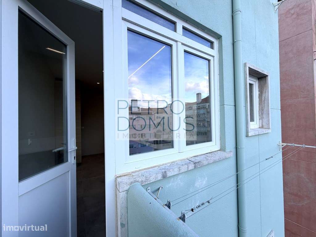 T2 TOTALMENTE REMODELADO EM CONDOMÍNIO COM PISCINA - PENHA DE FRANÇA-20