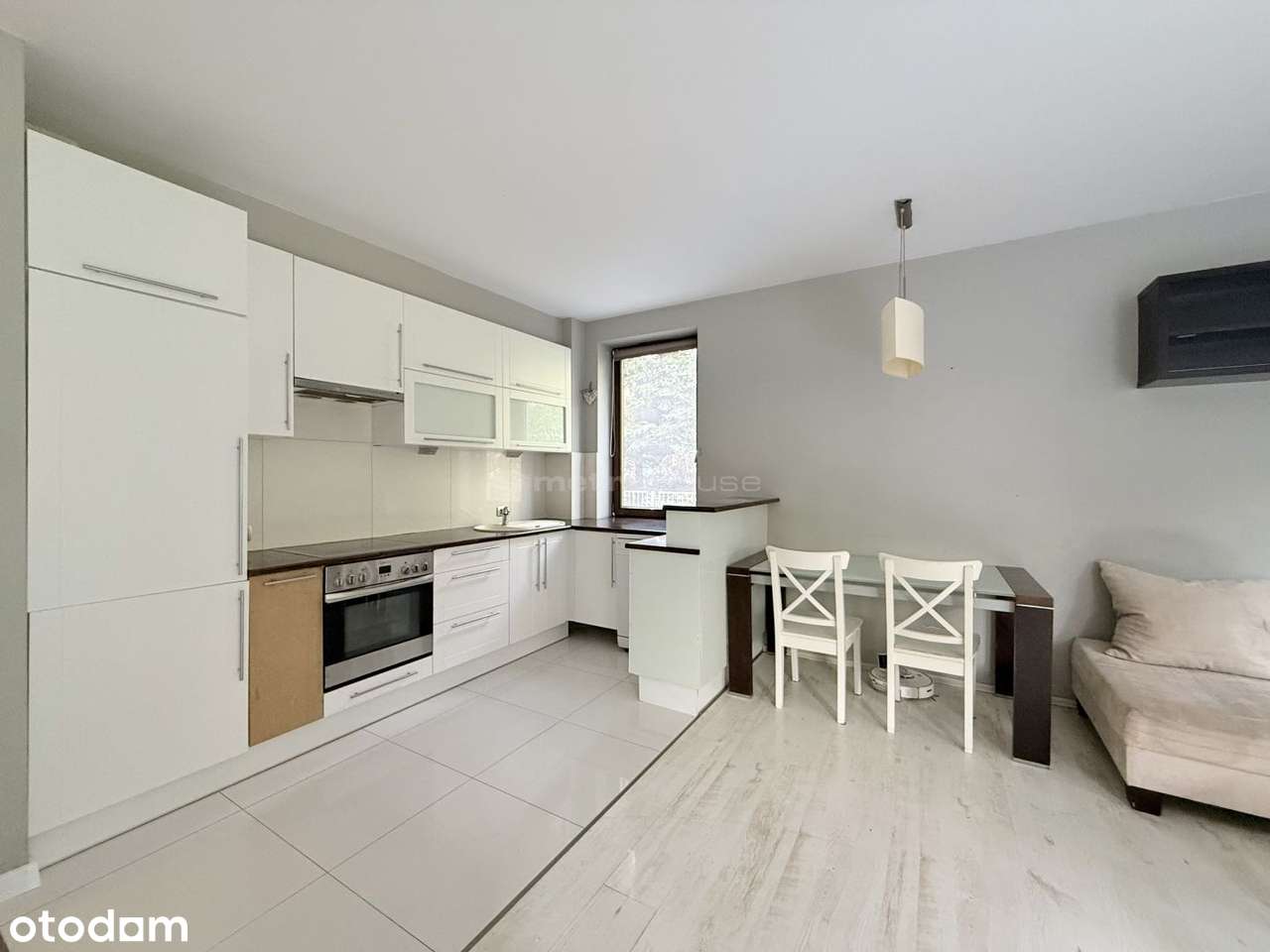 Parter 55m2 2 pok. z balkonem, 2 miejsca postojowe-5