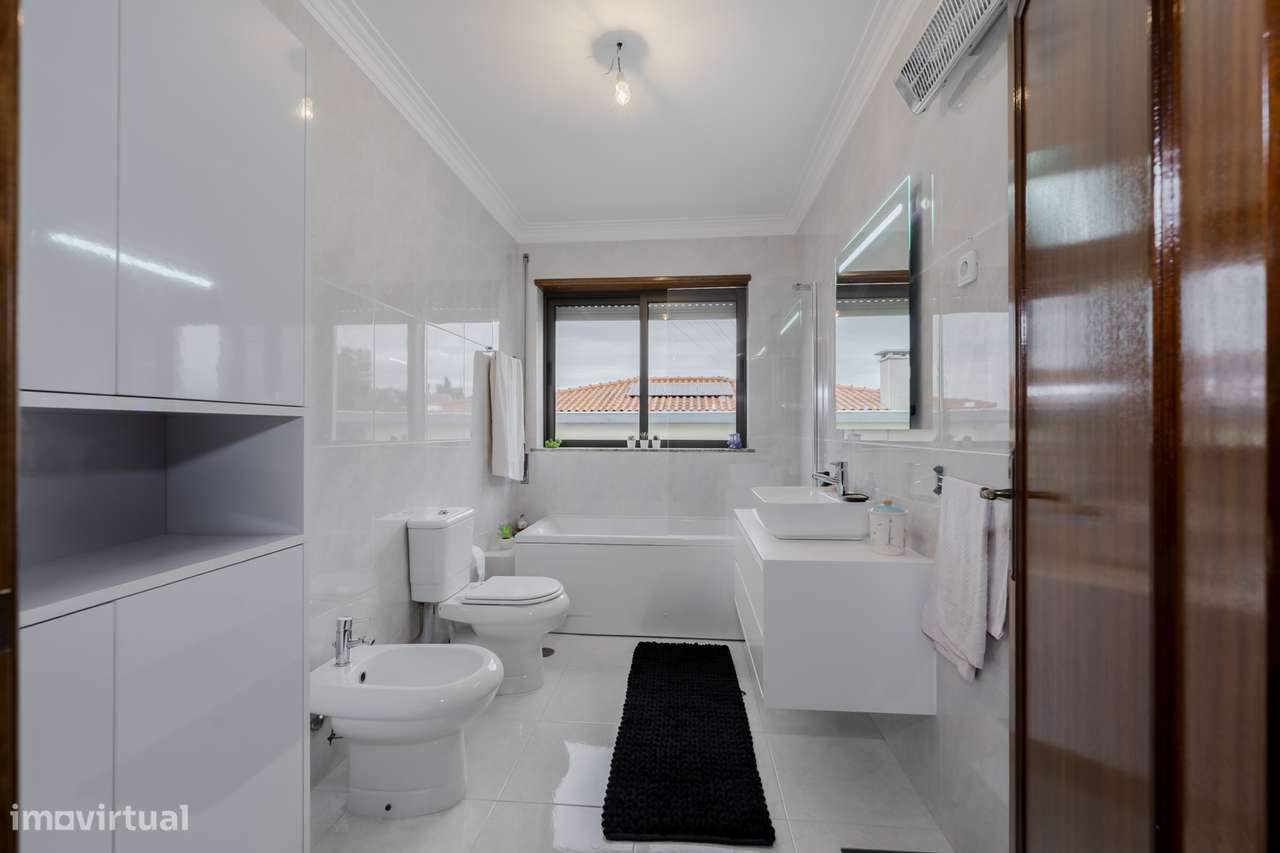 Moradia T4 para venda em Gondizalves, Braga-25