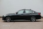 BMW Seria 3 330i xDrive - 28