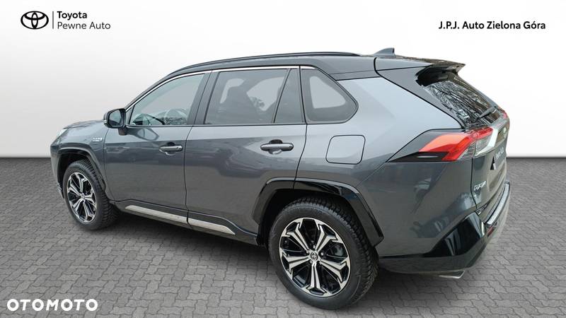 Toyota RAV4 - 5