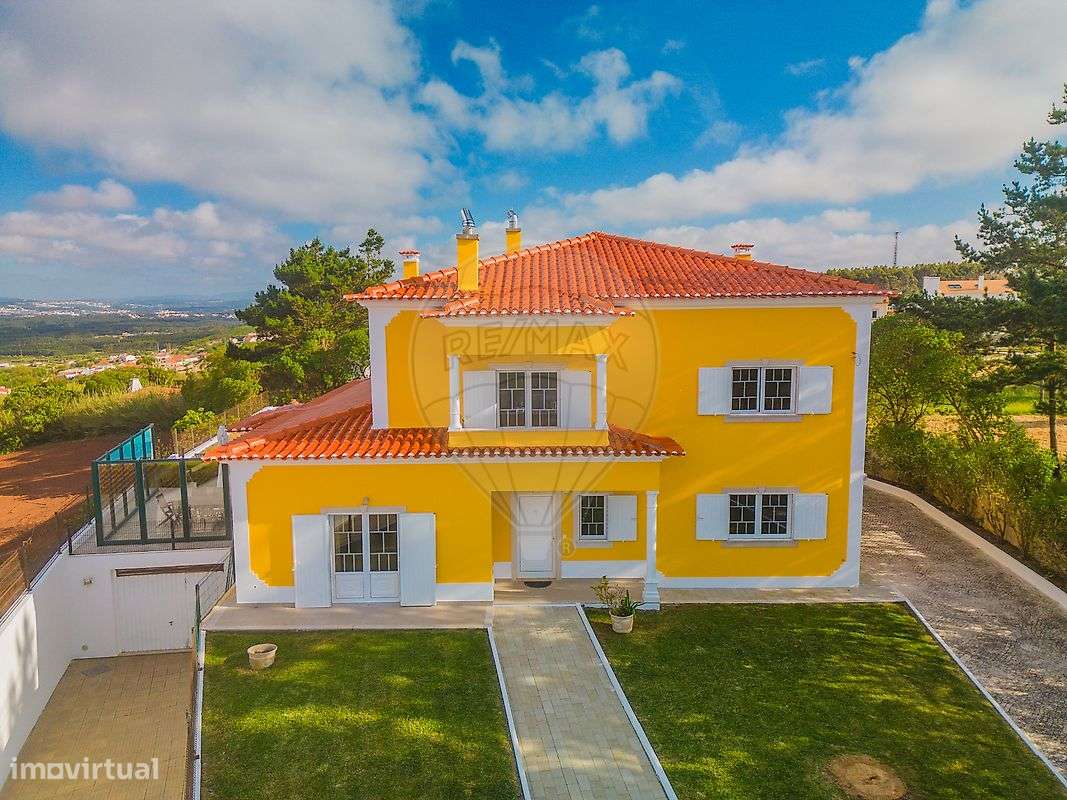 Moradia T5 para venda - Grande imagem: 2/45