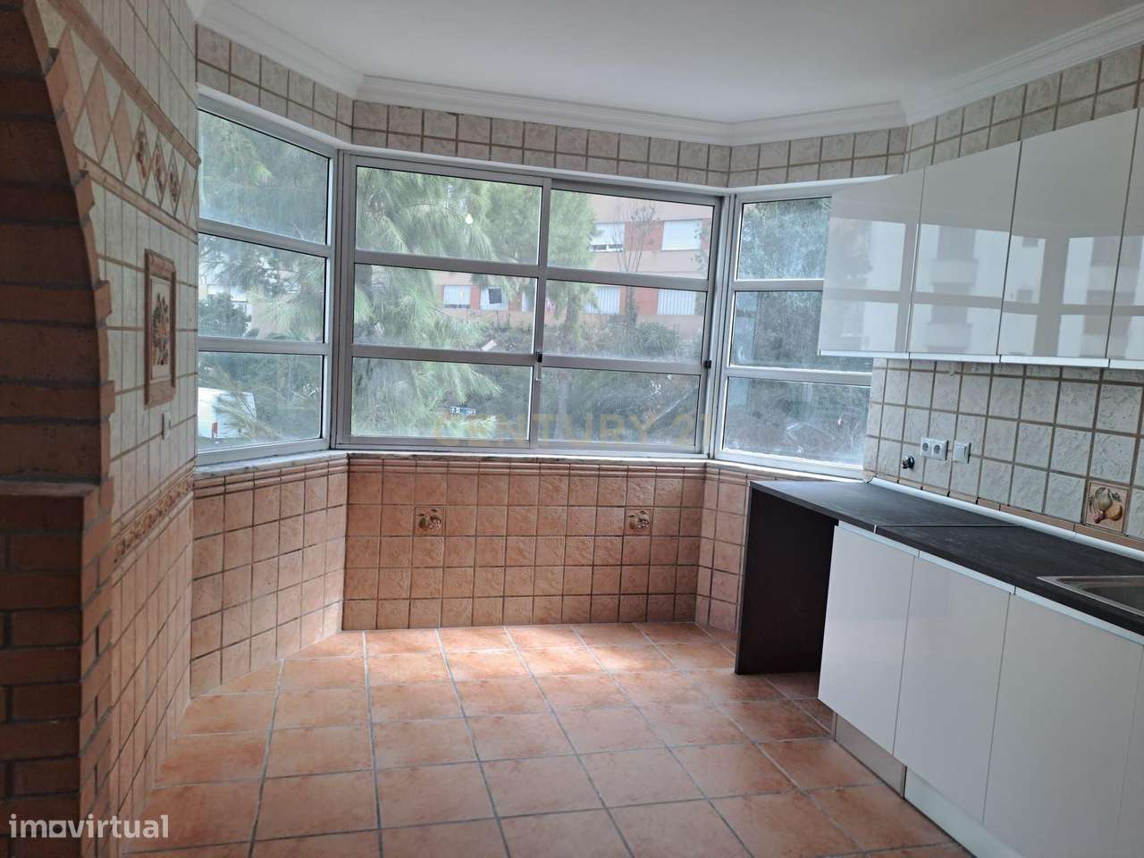 Apartamento T2 - Tapada das Merçês-13
