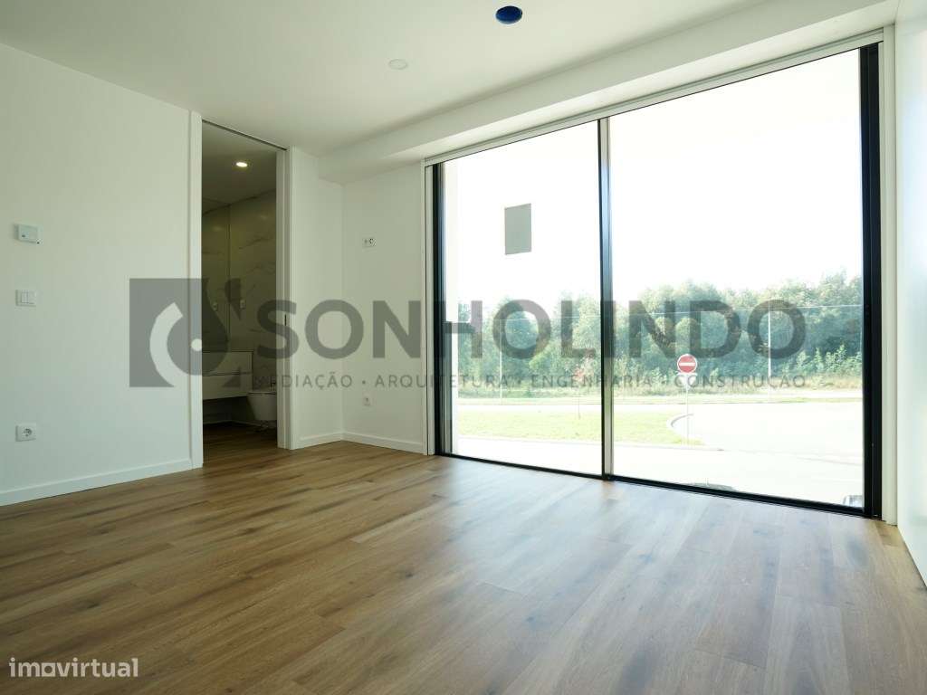 Apartamento T4 + escritório com luz direta, terraço com 153,10m2 e ...-12