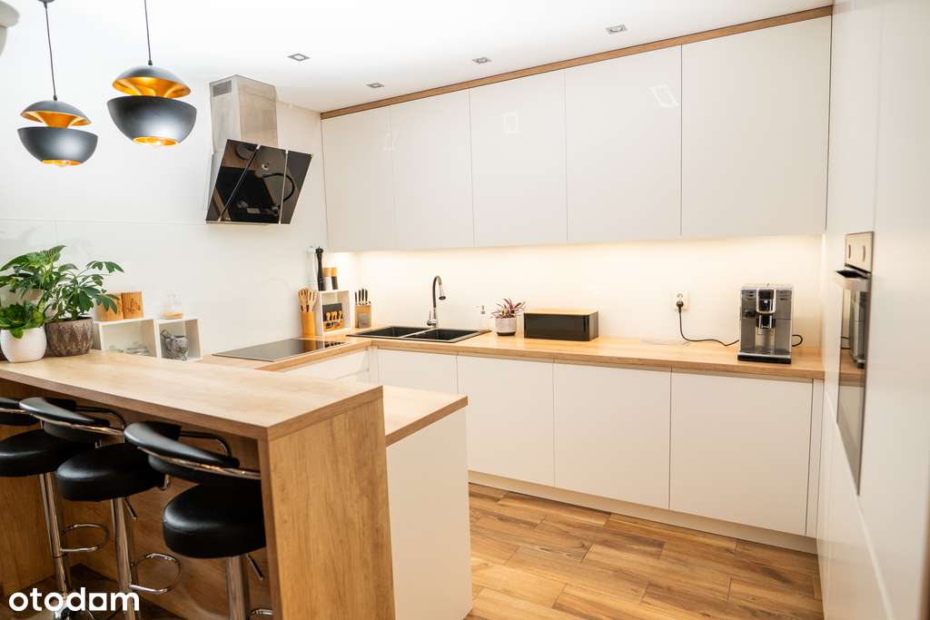 Bez prowizji! Przytulne dwa pokoje z dużą loggią!-5