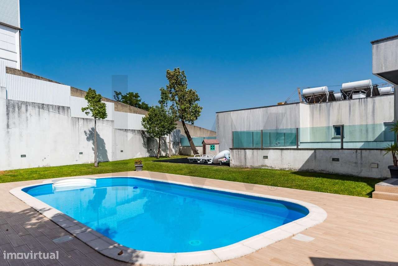 Apart T3 -  Condomínio fechado - Varandas - Piscina - Box para 3 viatu-50