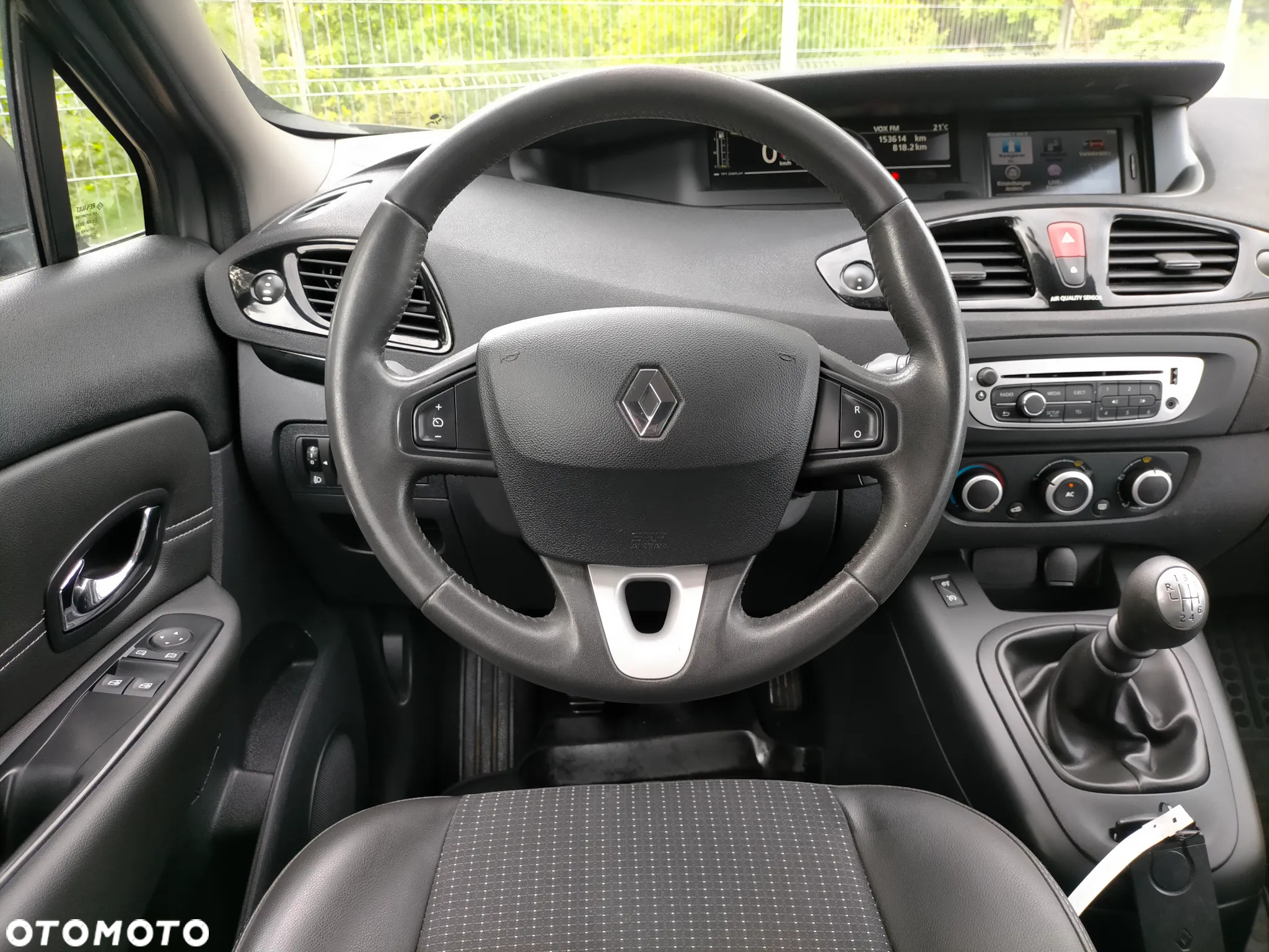 Renault Scenic 1.6 16V 110 Expression - 8