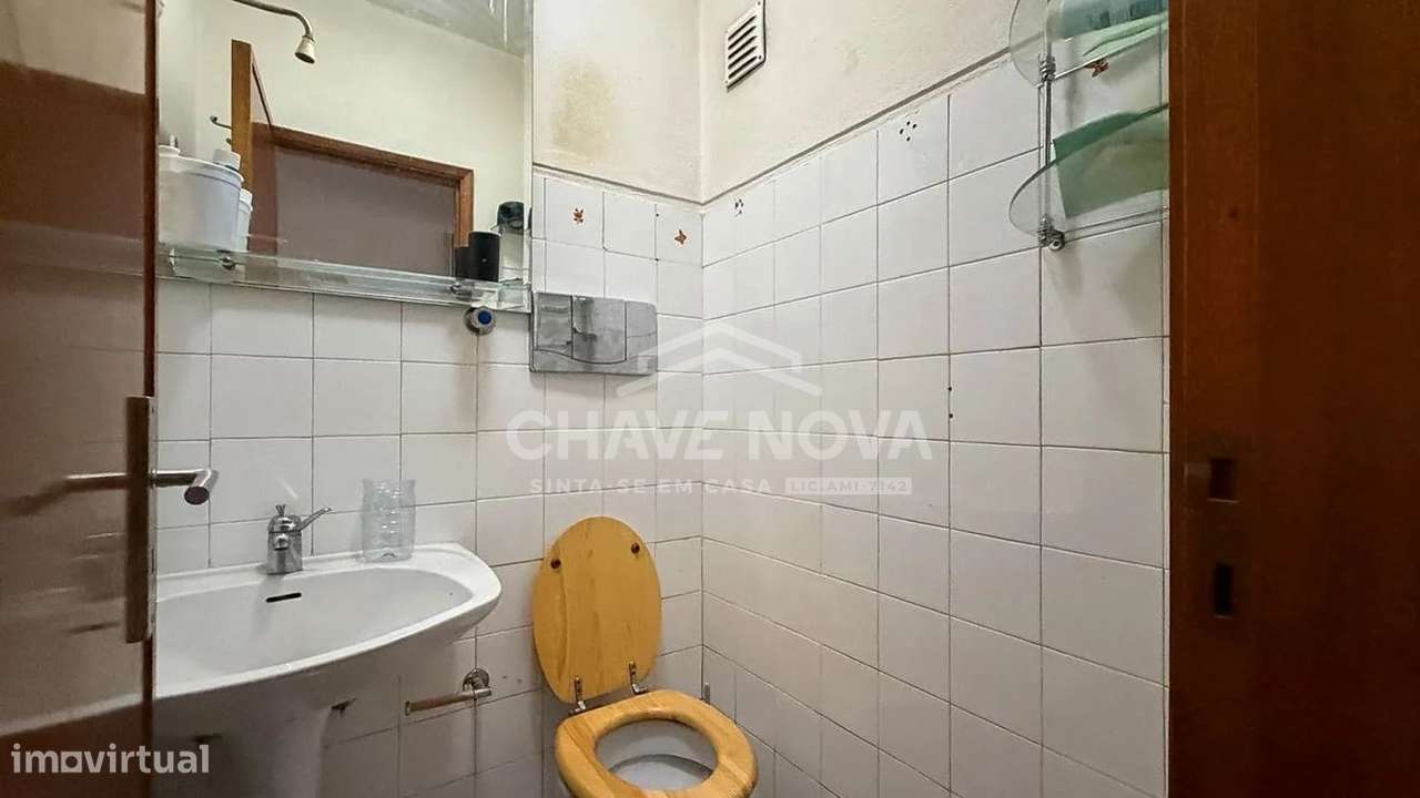 T2+1 c/ Garagem + arrumos +Terraço-10