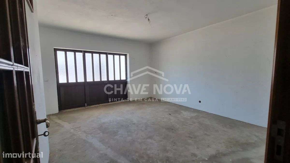 Moradia Isolada V3 c/ Garagem Box em Serzedo-12