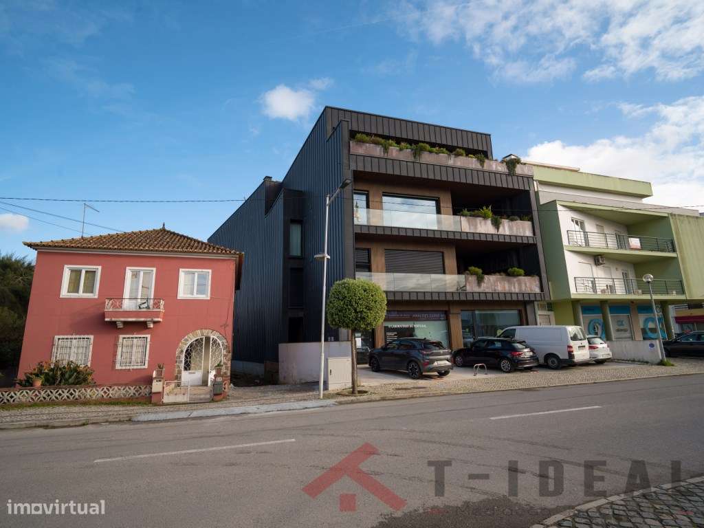 Apartamento T3 no Centro da Lourinhã-53