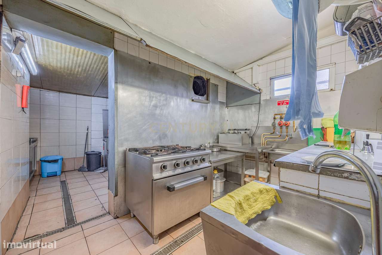 Trspasse de Espaço Comercial-12