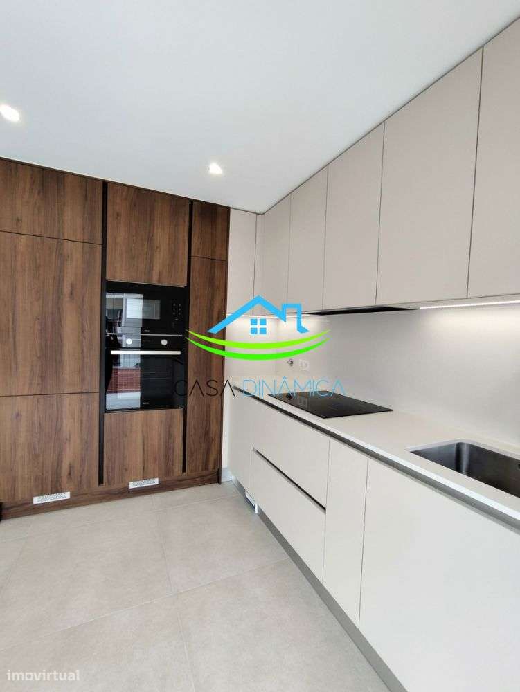 Apartamento T2 Duplex no 3º andar, Figueira da Foz-23