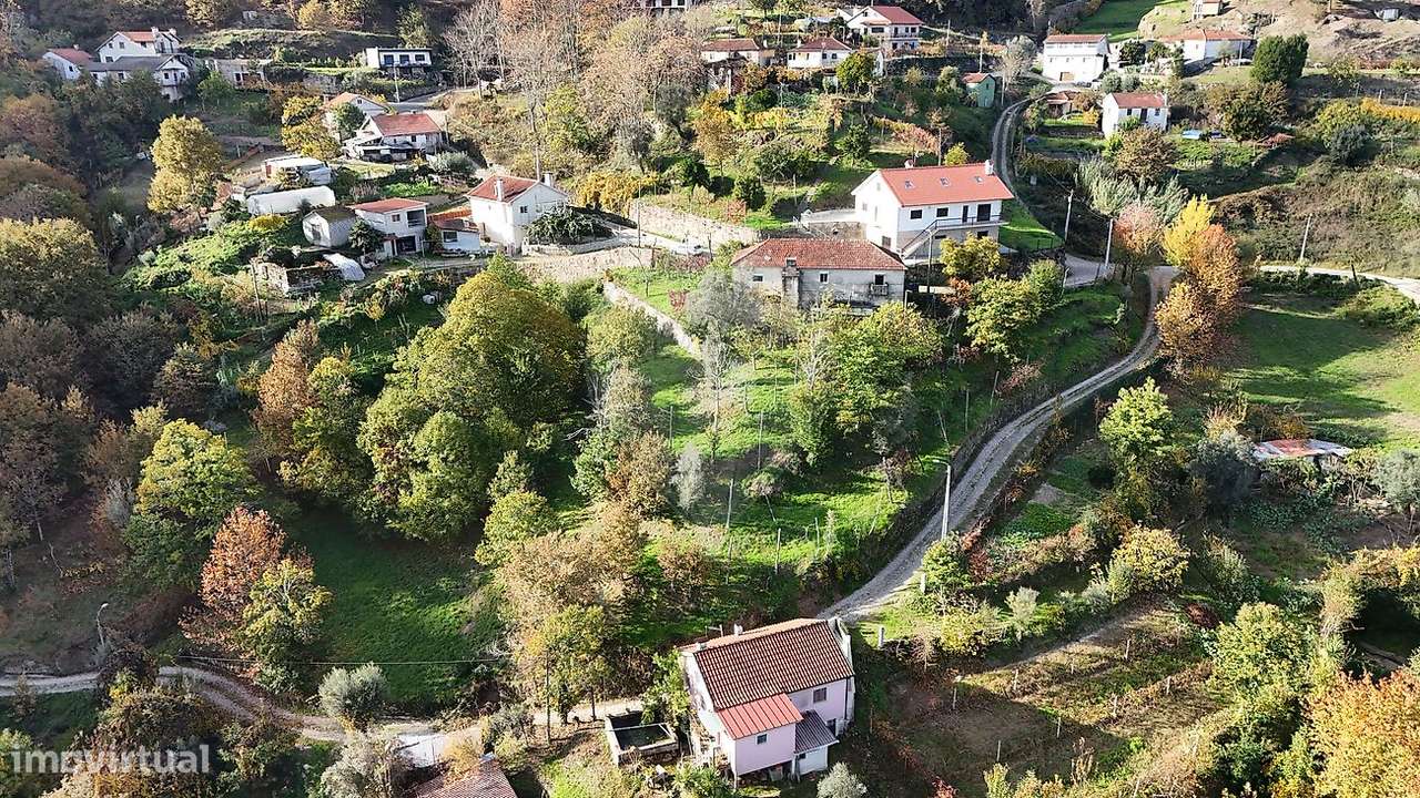 Moradia T4 para venda-24