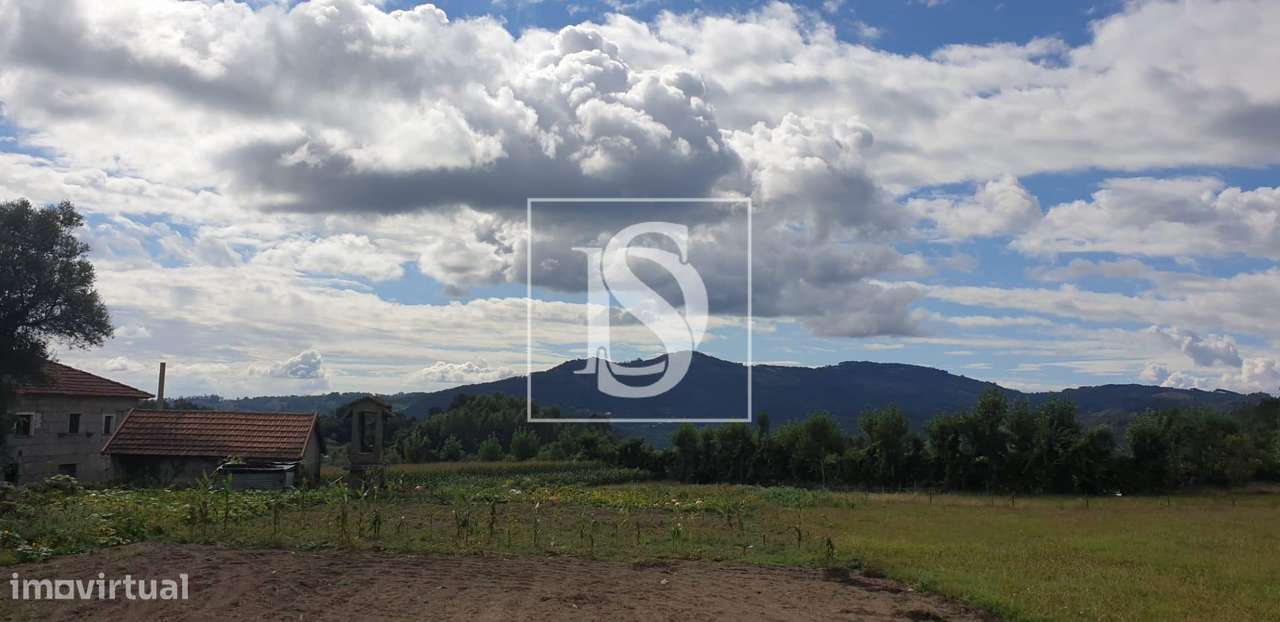Moradia para Restaurar T3 Venda em Pinheiro,Vieira do Minho-4