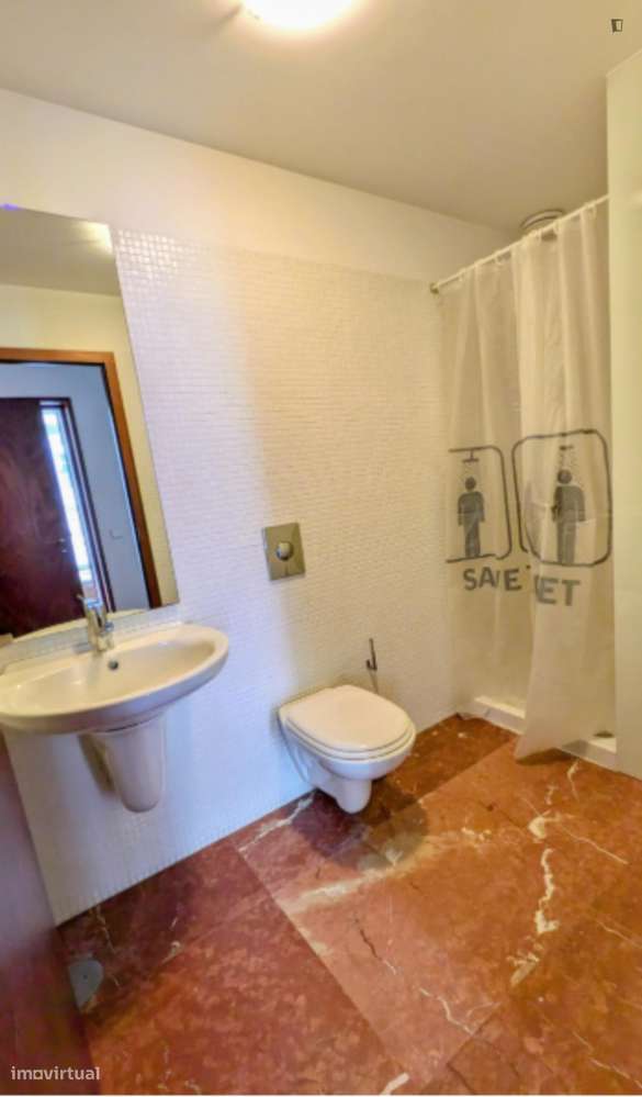 Apartamento com 2 quartos - localizado em Lordelo do Ouro Porto - Grande imagem: 5/7