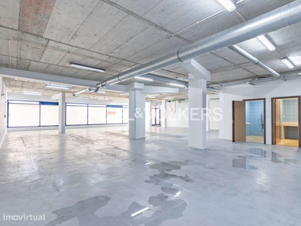 Loja ampla com estacionamento - Grande imagem: 3/30