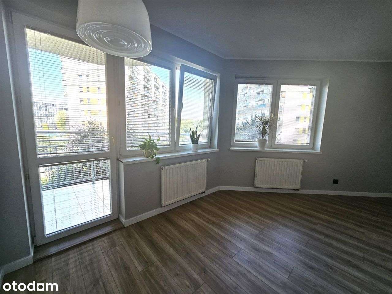 2 pokojowe dwustronne z balkonem, Piękne z 2009 r.-2