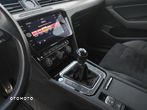 Volkswagen Passat 2.0 TDI BMT Highline - 23