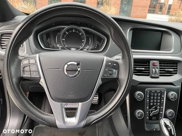 Volvo V40 D2 Drive-E R-Design Kinetic - 15