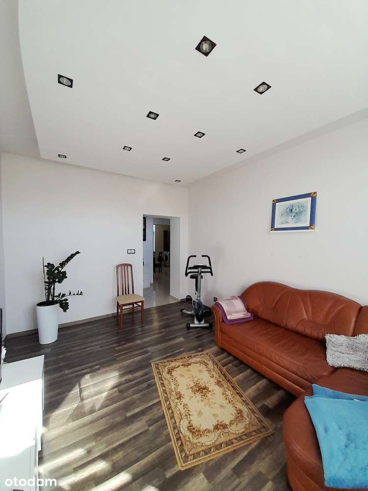 Na sprzedaż  atrakcyjne mieszkanie w pobliżu centrum.-1