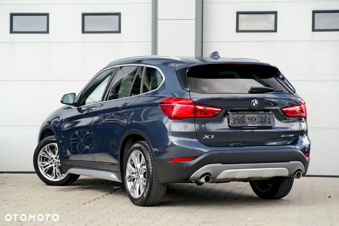 BMW X1 - 17