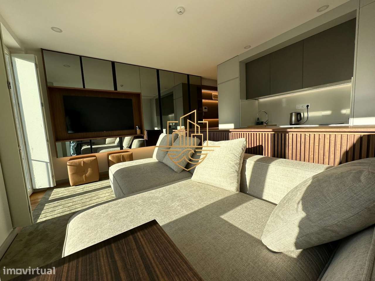 Apartamento T0+1 Turnkey Premium com Garagem e Duas Varandas — Centro-22