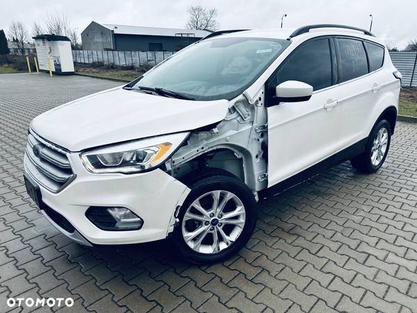 Ford Escape 2.0 EcoBoost AWD Titanium - 8